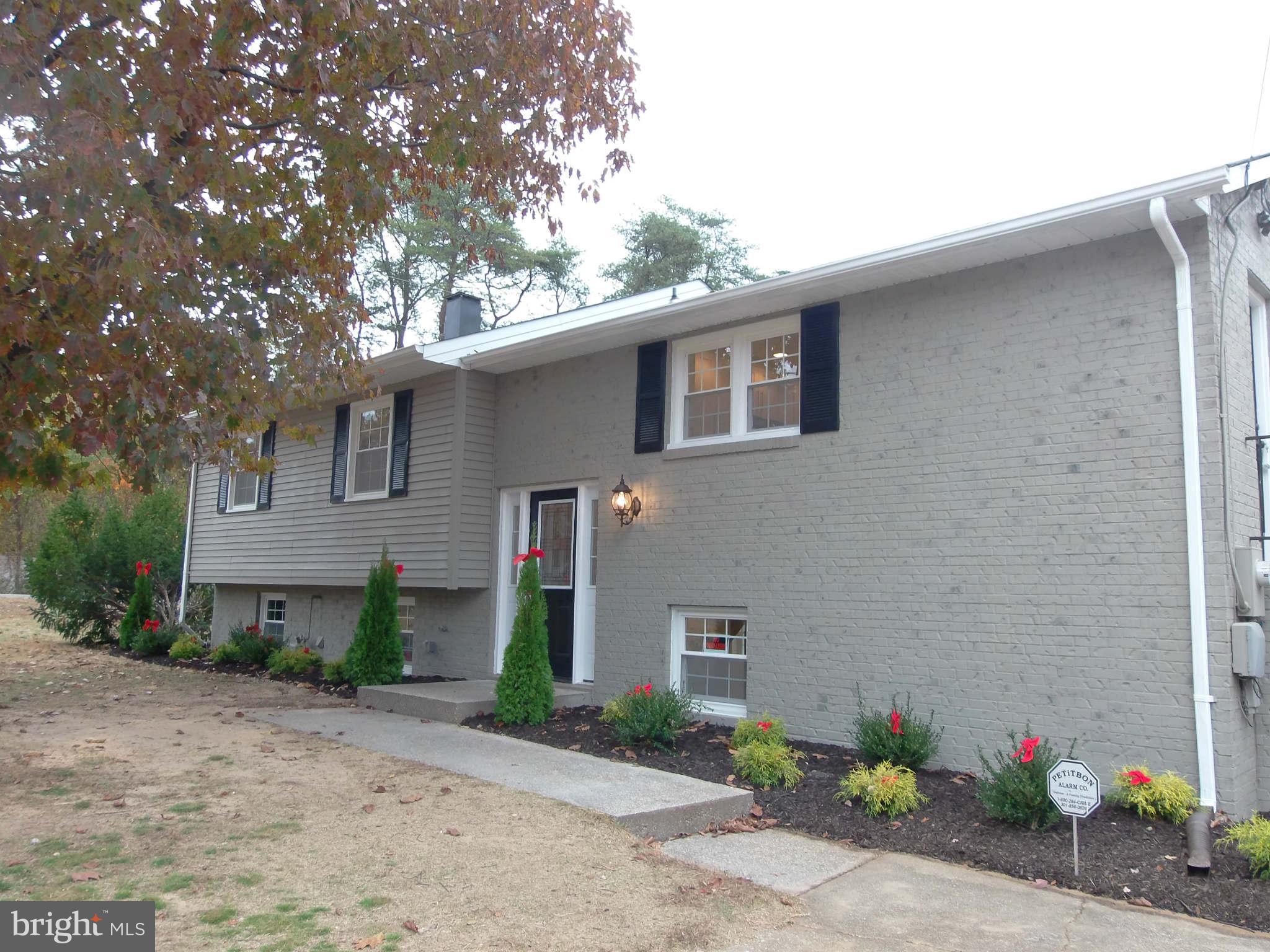 135 Magothy Beach Road Pasadena, MD 21122 - Photo 25 of 30 Exterior (Front)