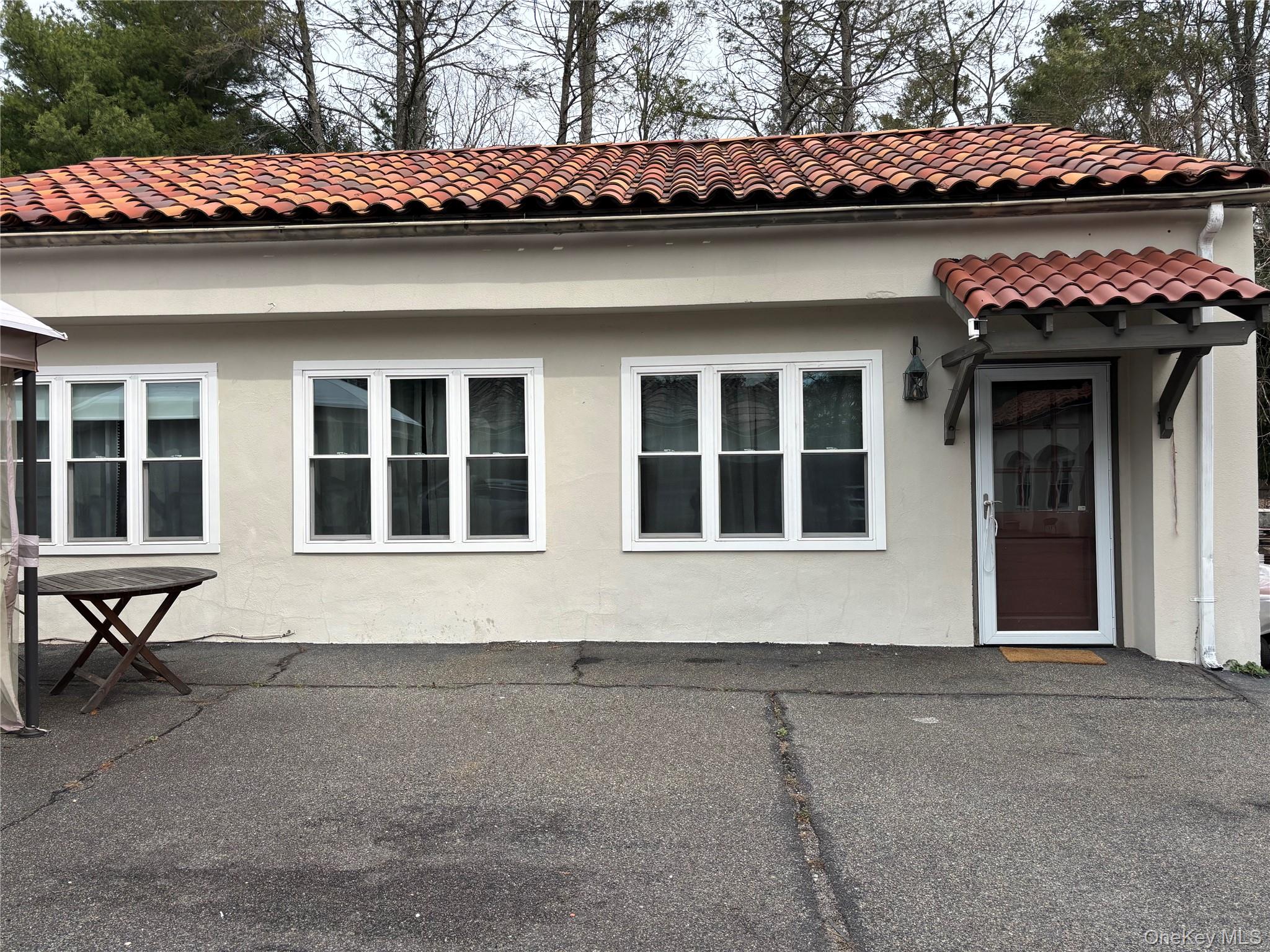 158 Horseshoe Road Mill Neck, NY 11765 - Photo 1 of 10