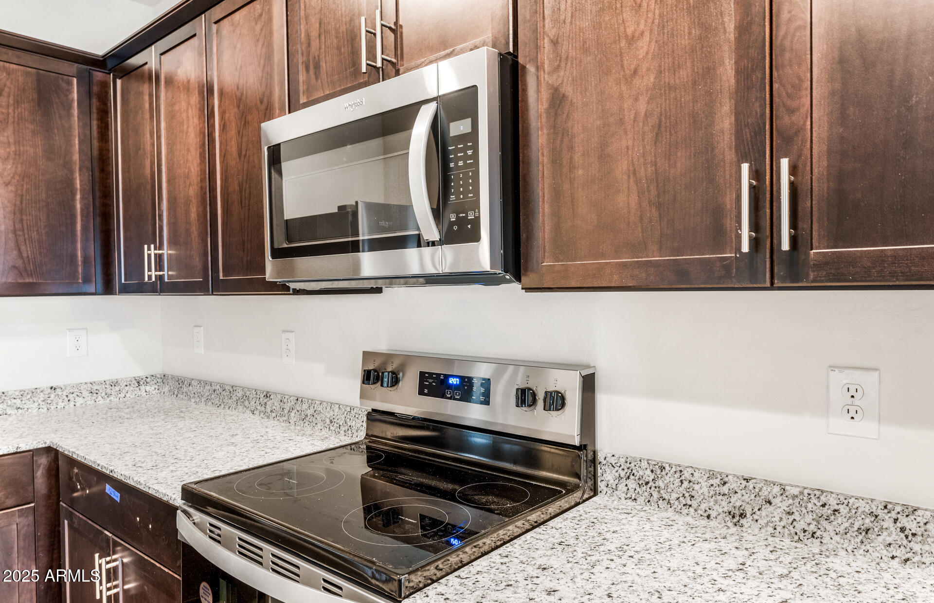 25480 West Chipman Road Buckeye, AZ 85326 - Photo 6 of 24 4 - Kitchen