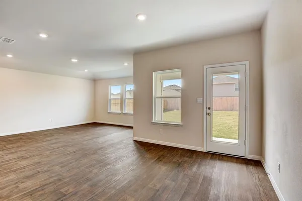 $1,900 | 20717 Akinosho Lane, Manor, TX 78653