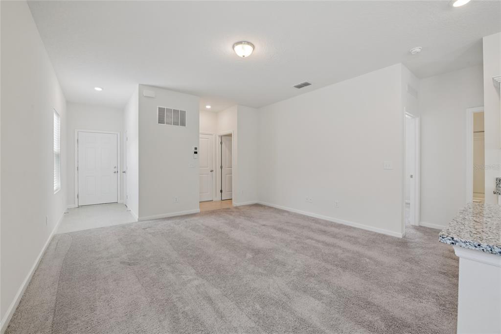 2352 Litchfield Loop DeLand, FL 32720 - Photo 4 of 24