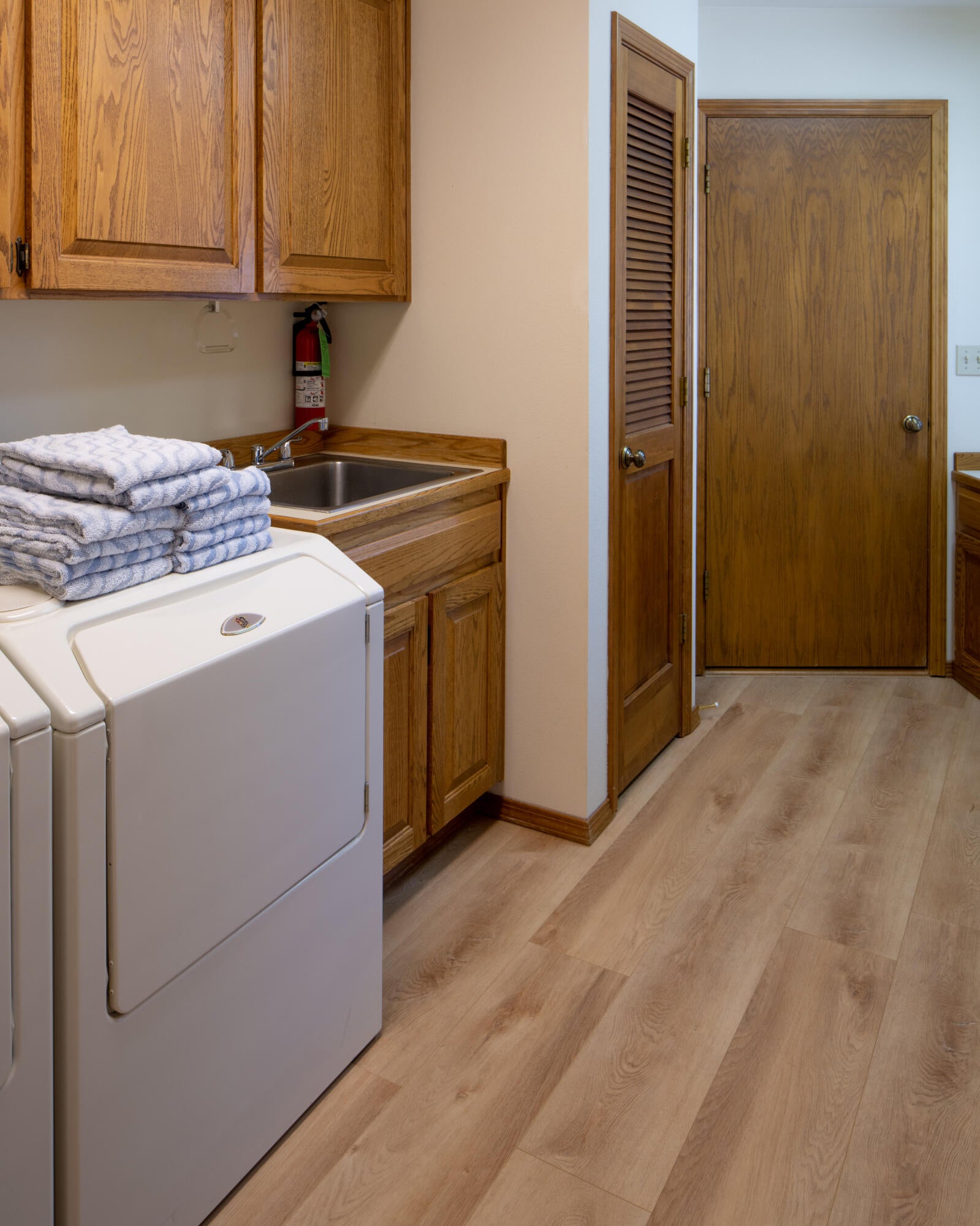 57720 Filbert Lane, Unit 1 Sunriver, OR 97707 - Photo 13 of 19 Utility Room