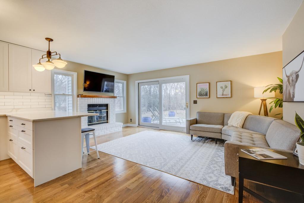 2071 Melody Hill Road Chanhassen, MN 55331 - Photo 8 of 31