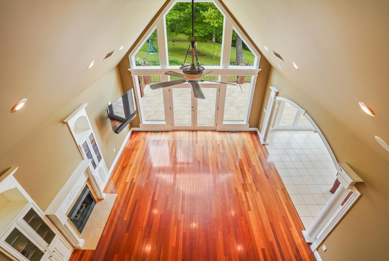 1836 Ferry Road Somerset, KY 42503 - Photo 19 of 105 great room