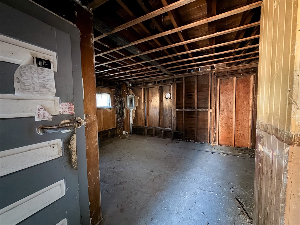 6 Gillespie Road Charlton, MA 01507 - Photo 7 of 21