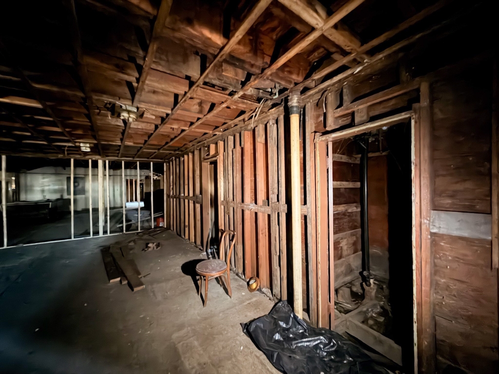 6 Gillespie Road Charlton, MA 01507 - Photo 9 of 21