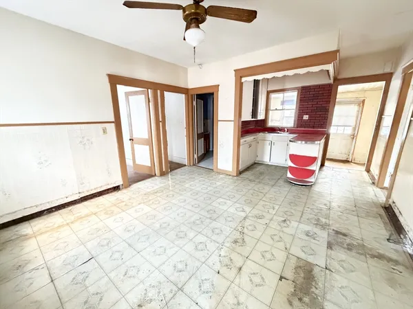 $450,000 | 6 Gillespie Road, Charlton, MA 01507