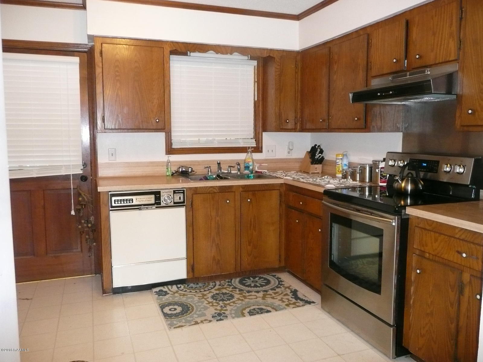 4844 Interstate 49 Frontage Road, Unit 2E Opelousas, LA 70570 - Photo 6 of 21 P1040959