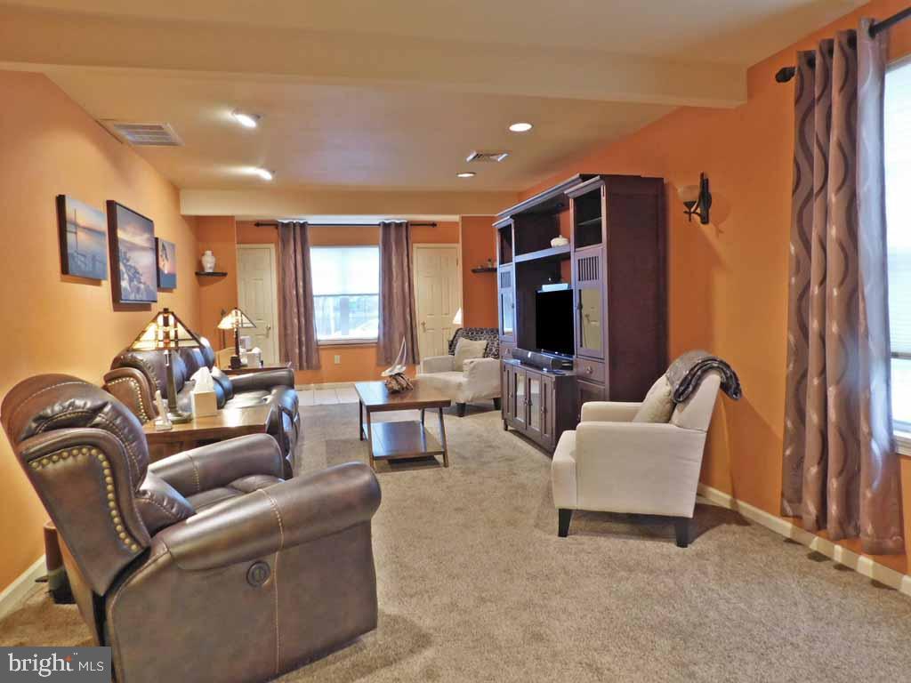 236 Suffolk Road Fairless Hills, PA 19030 - Photo 13 of 26 Gallery Image 13