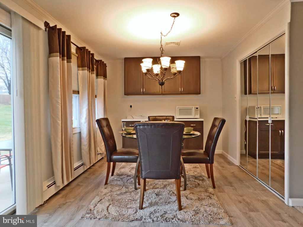 236 Suffolk Road Fairless Hills, PA 19030 - Photo 9 of 26 Gallery Image 9