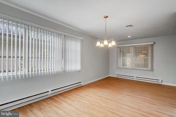 $449,900 | 4 Campion Court, Brick, NJ 08724