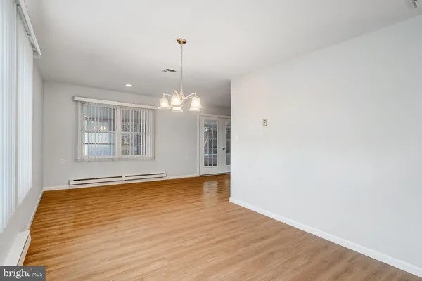 $449,900 | 4 Campion Court, Brick, NJ 08724