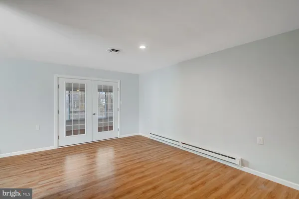 $449,900 | 4 Campion Court, Brick, NJ 08724