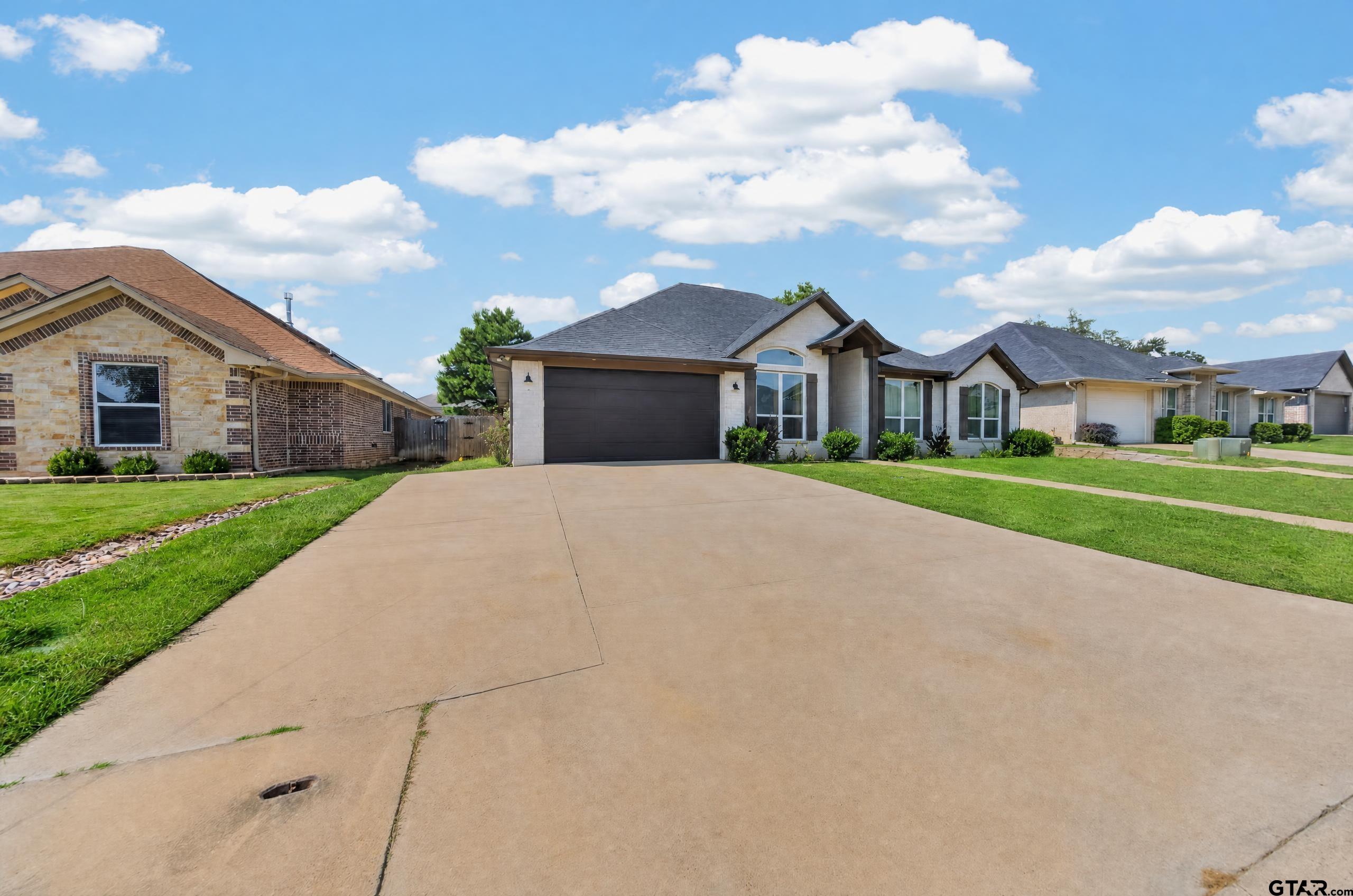 2218 Rana Flint, TX 75762 - Photo 7 of 46 Gallery Image 7