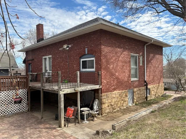 $124,900 | 1015 South 6th Street, Atchison, KS 66002