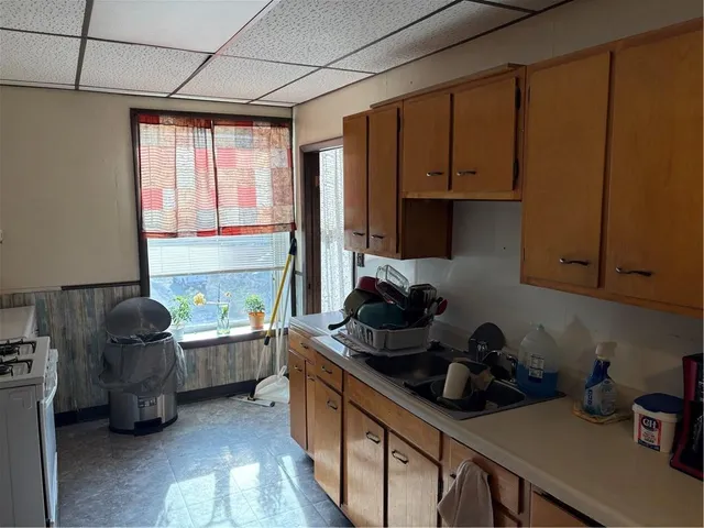 $124,900 | 1015 South 6th Street, Atchison, KS 66002