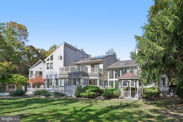 $999,900 | 12 North Country Lakes Drive, Marlton, NJ 08053