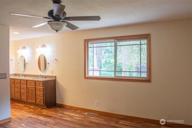 9844 173rd Avenue Southwest Rochester, WA 98579 - Photo 7 of 36 Gallery Image 7