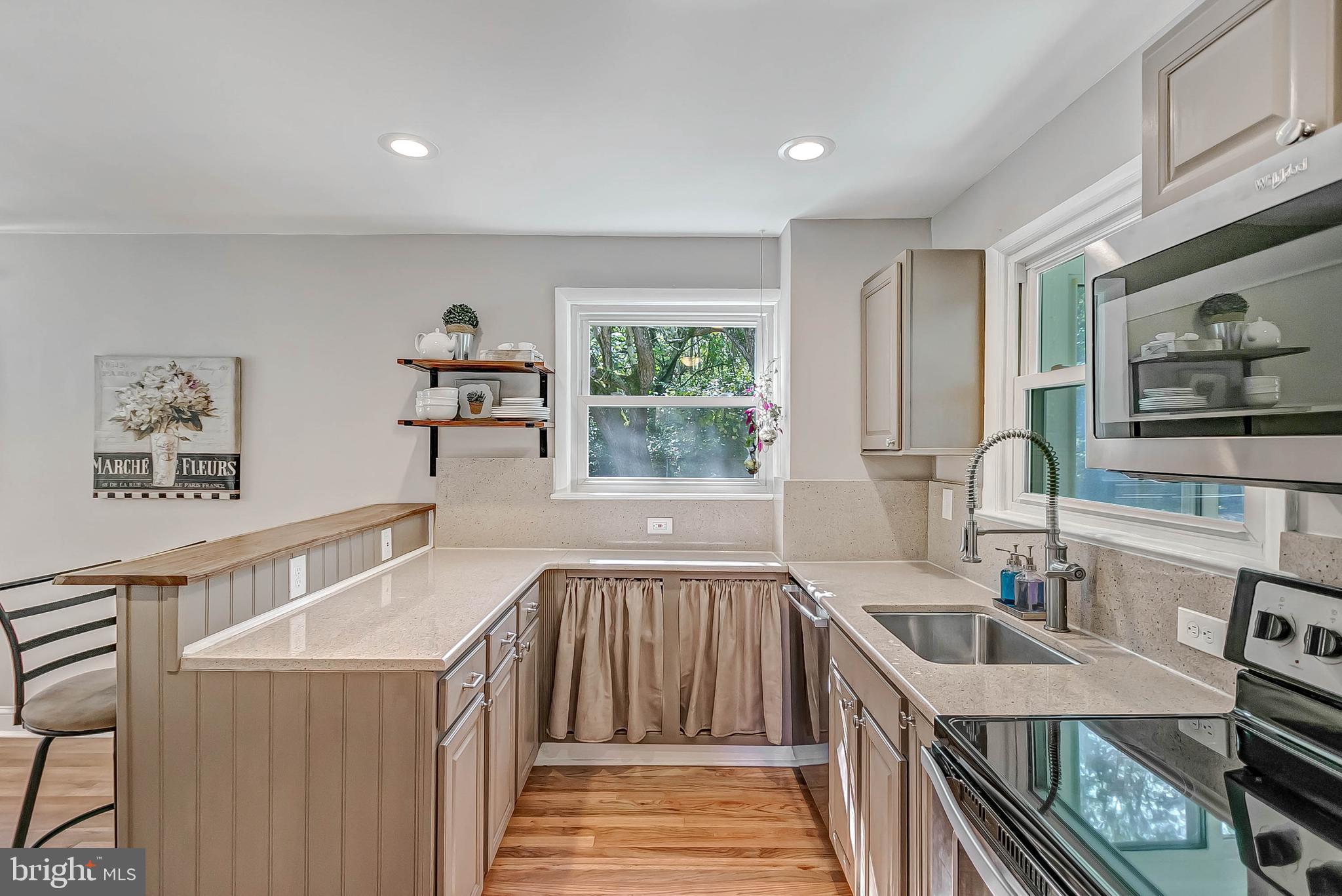 8630 Normal School Road Bowie, MD 20715 - Photo 2 of 51 MODERN KITCHEN!!