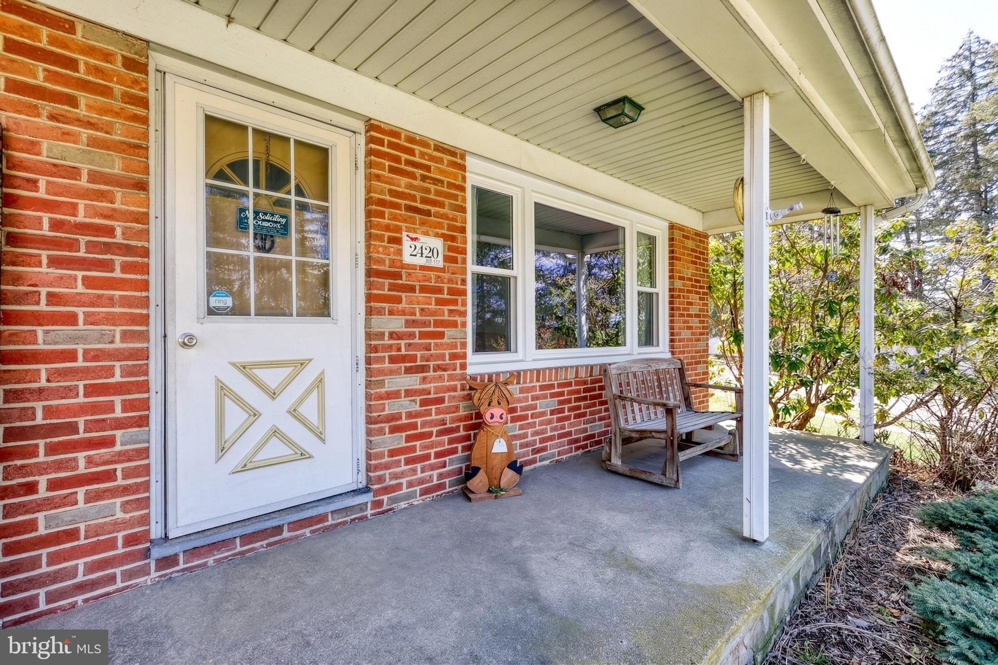 2420 Auburn Road York, PA 17402 - Photo 4 of 39