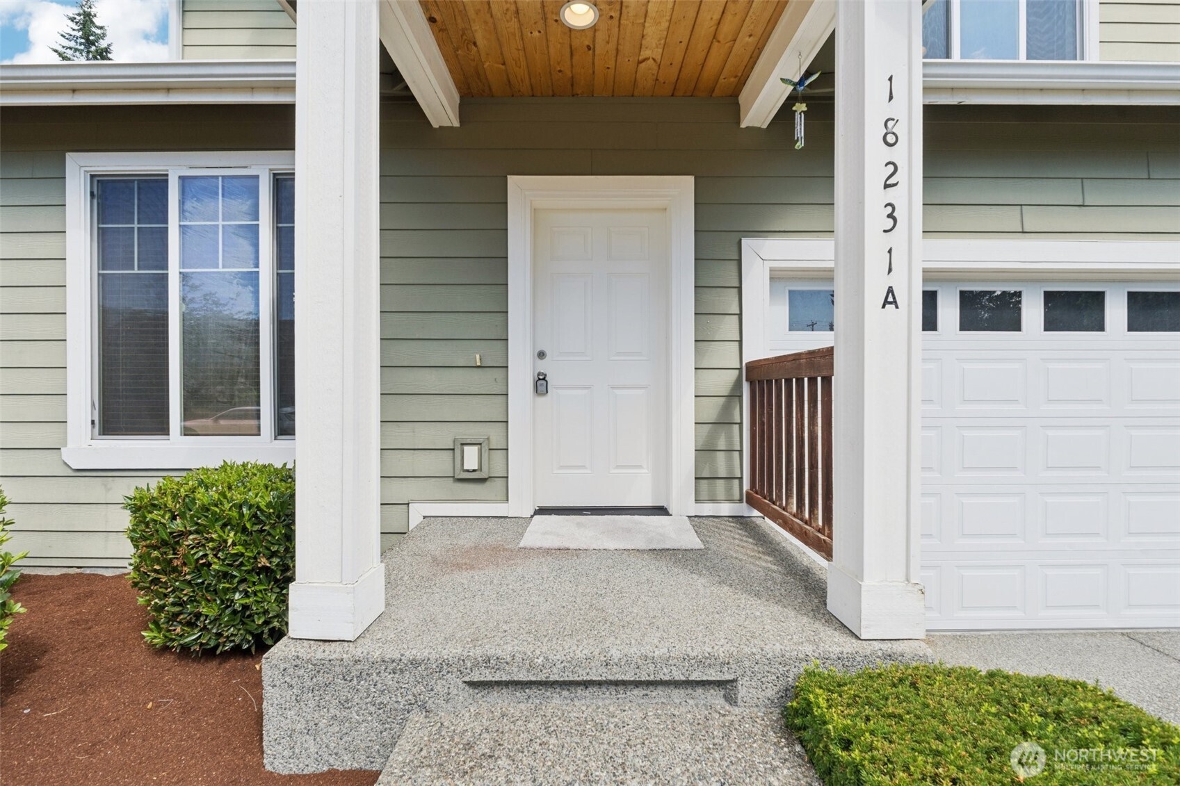 18231 2nd Place West, Unit A Bothell, WA 98012 - Photo 2 of 39