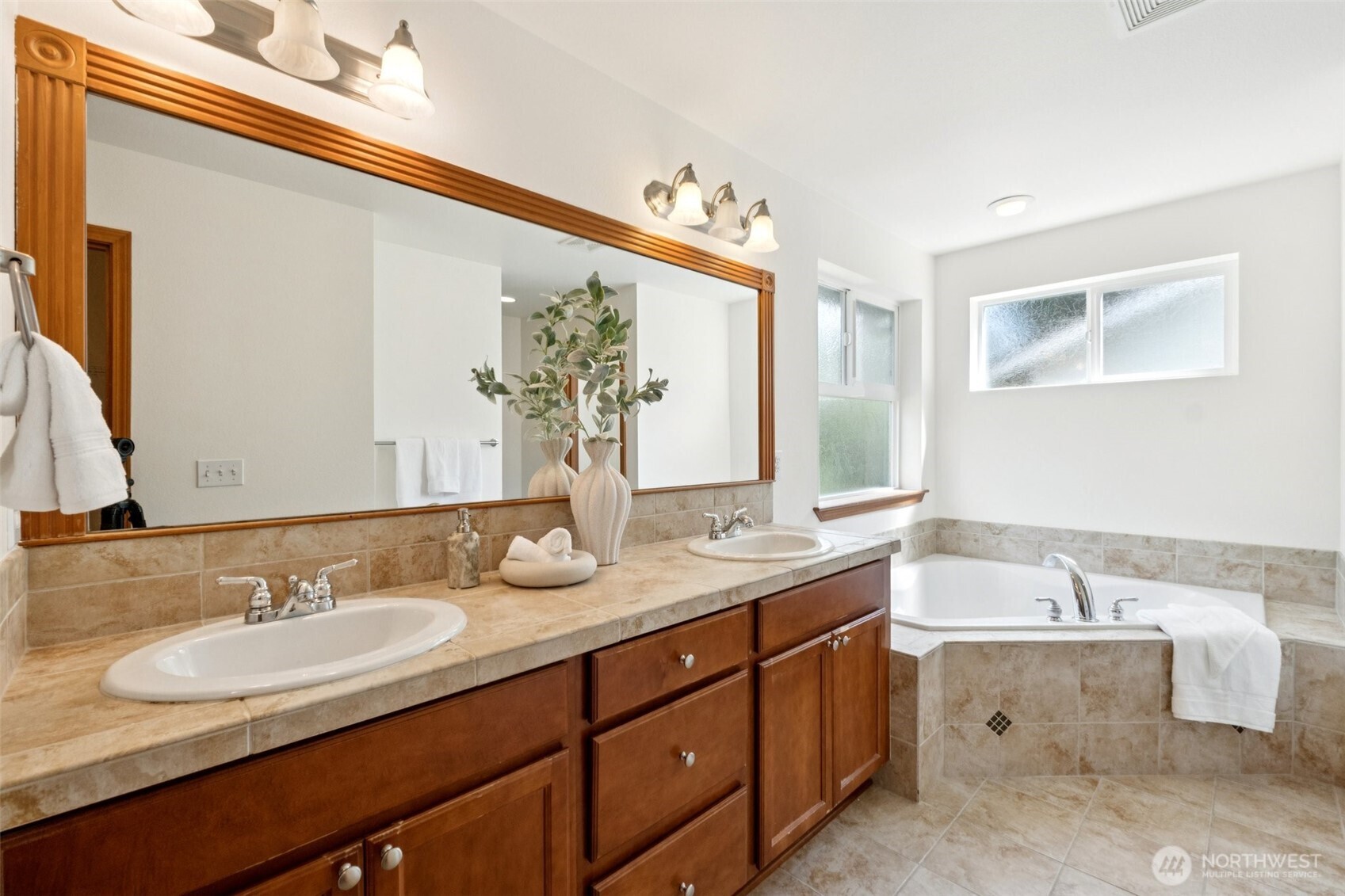 18231 2nd Place West, Unit A Bothell, WA 98012 - Photo 26 of 39