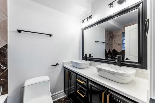 $239,000 | 542 East 44th Street, Unit GARDEN, Chicago, IL 60653