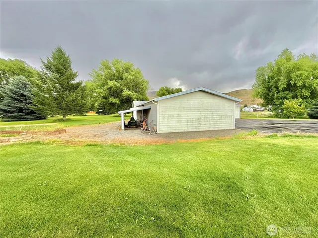 $225,000 | 1888 Old Highway 97, Okanogan, WA 98840