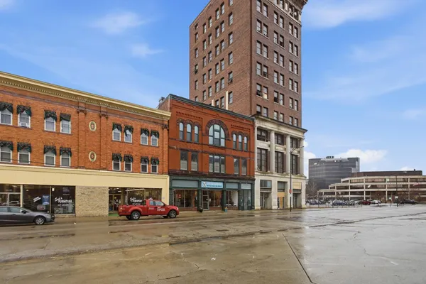 $250,000 | 38 West High Street, Unit 3B, Springfield, OH 45502