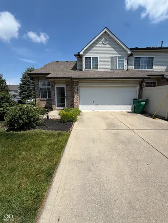 $189,900 | 9440 Enclave Drive, Unit A, Avon, IN 46123