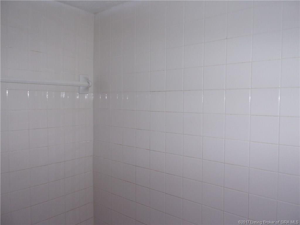 1411 Slate Run Road, Unit 25 New Albany, IN 47150 - Photo 15 of 19 Gallery Image 15