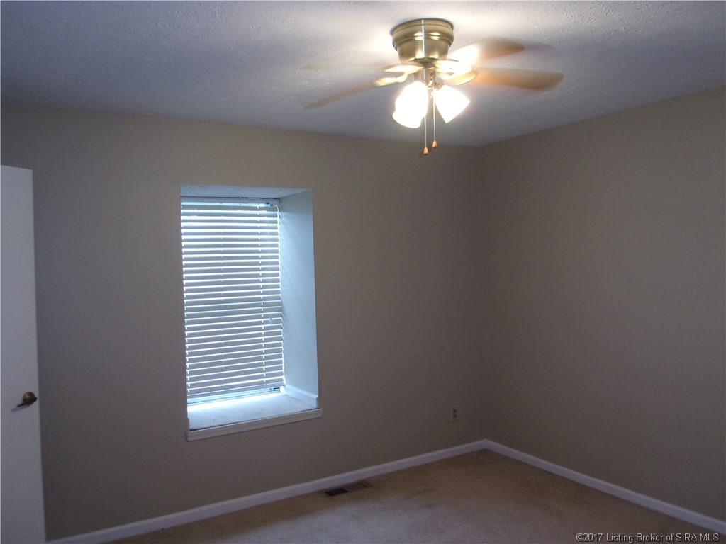 1411 Slate Run Road, Unit 25 New Albany, IN 47150 - Photo 16 of 19 Gallery Image 16