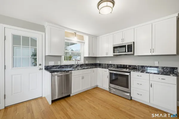 $459,900 | 840 Branch Road, Suffield, CT 06078