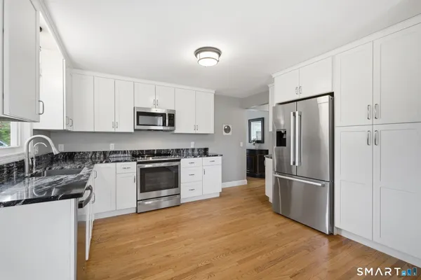 $459,900 | 840 Branch Road, Suffield, CT 06078