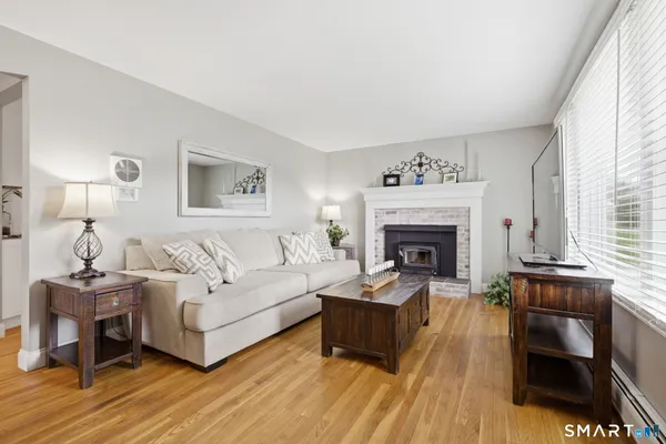 $459,900 | 840 Branch Road, Suffield, CT 06078