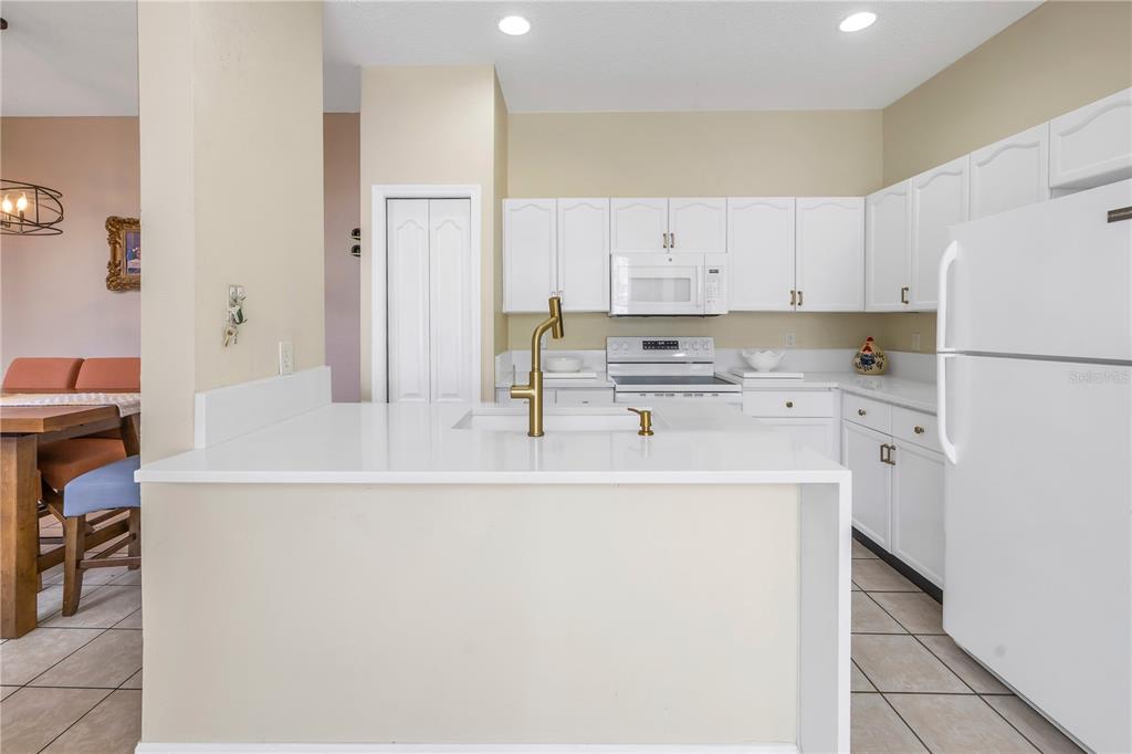 1050 Starkey Road, Unit 2201 Largo, FL 33771 - Photo 33 of 68