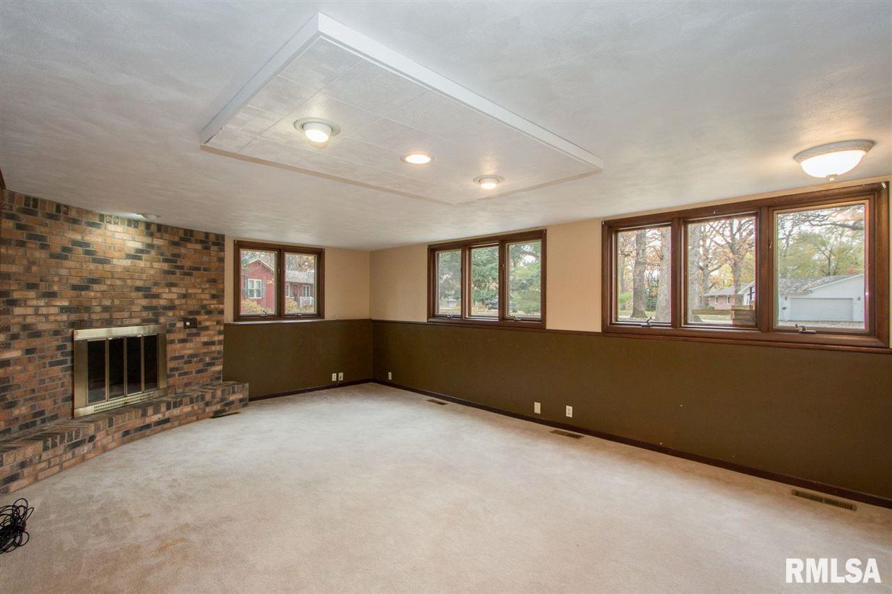 405 Woodlawn Road Long Grove, IA 52756 - Photo 15 of 24 Gallery Image 15