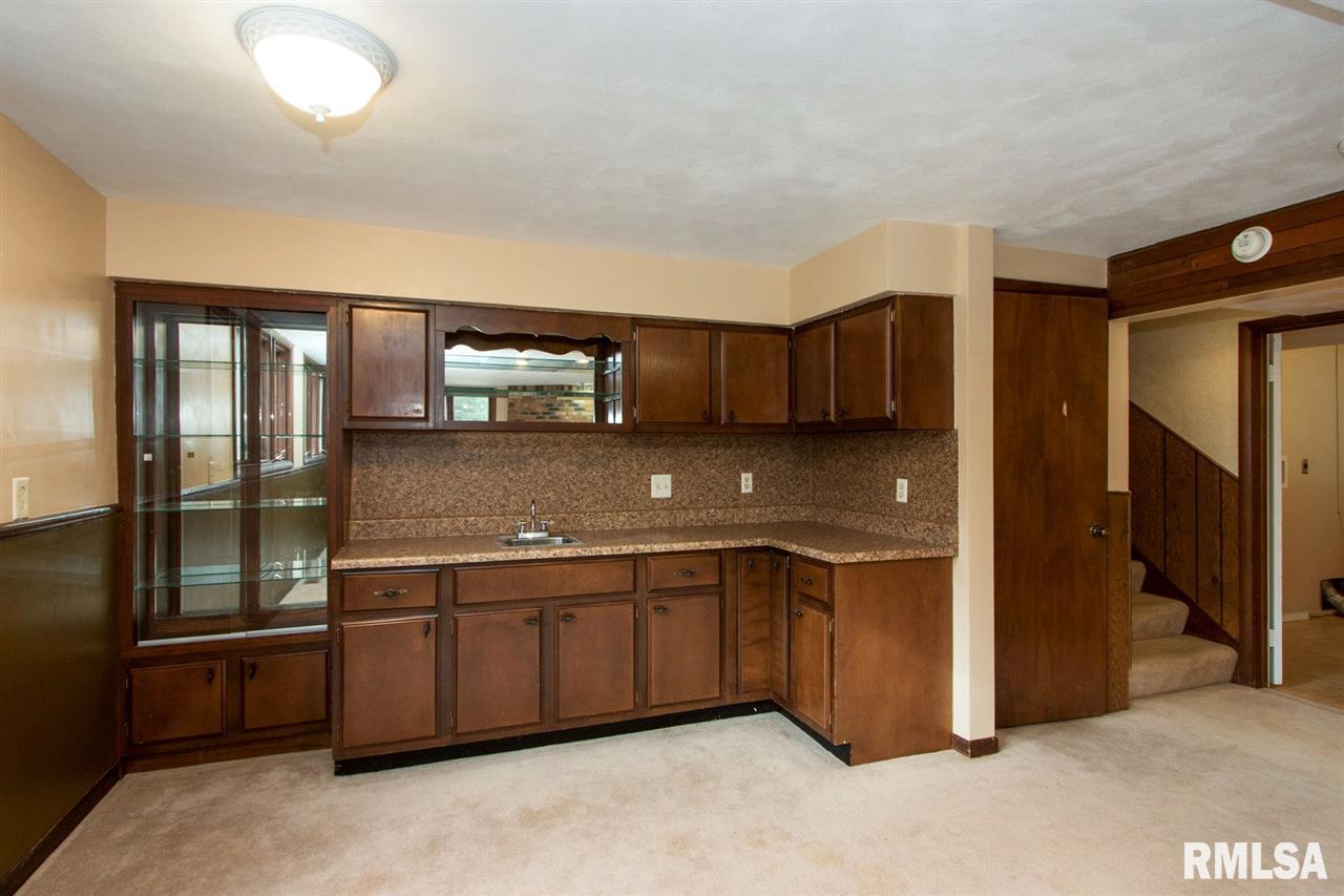 405 Woodlawn Road Long Grove, IA 52756 - Photo 17 of 24 Gallery Image 17