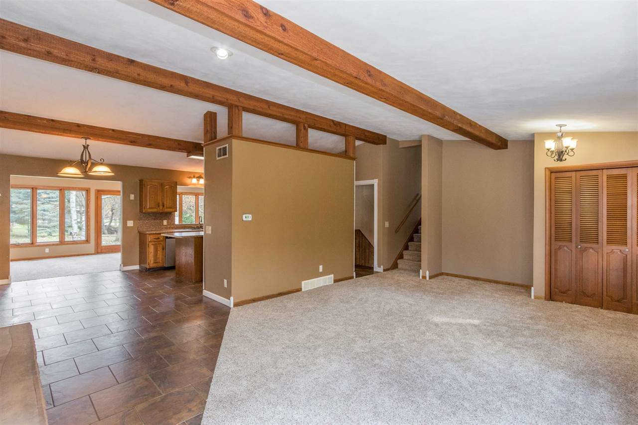 405 Woodlawn Road Long Grove, IA 52756 - Photo 4 of 24 Gallery Image 4