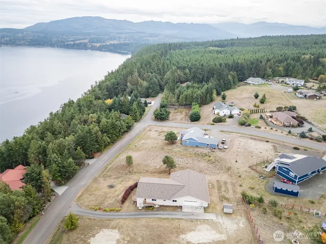 $725,000 | 382 Discovery View Drive, Sequim, WA 98382