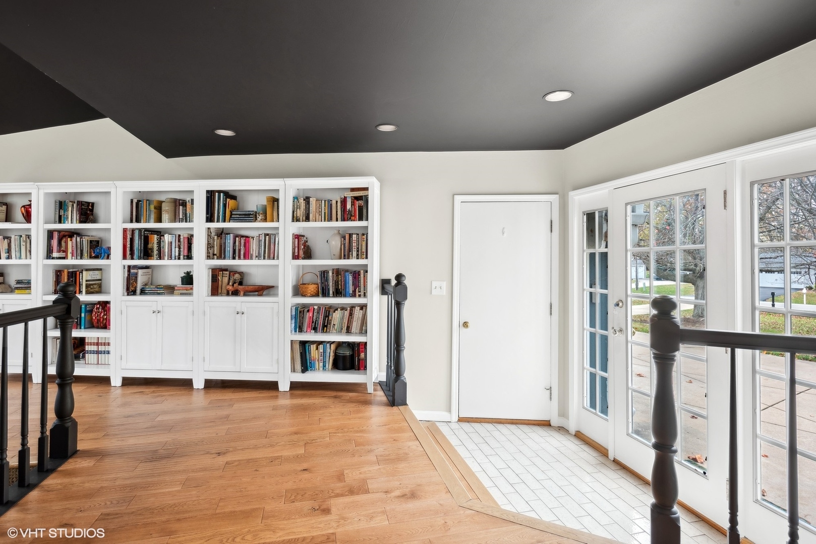 N543 Herrick Drive Wheaton, IL 60187 - Photo 13 of 37 a view of living room with furniture and window