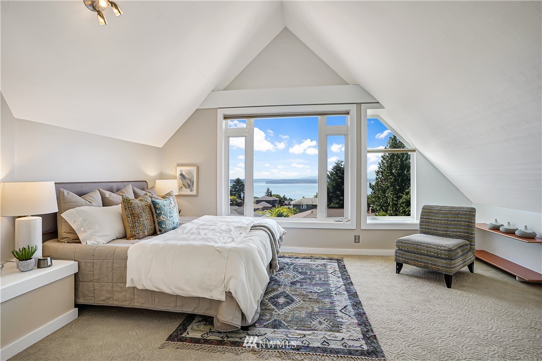 6736 39th Avenue Southwest Seattle, WA 98136 - Photo 16 of 32 Gallery Image 16