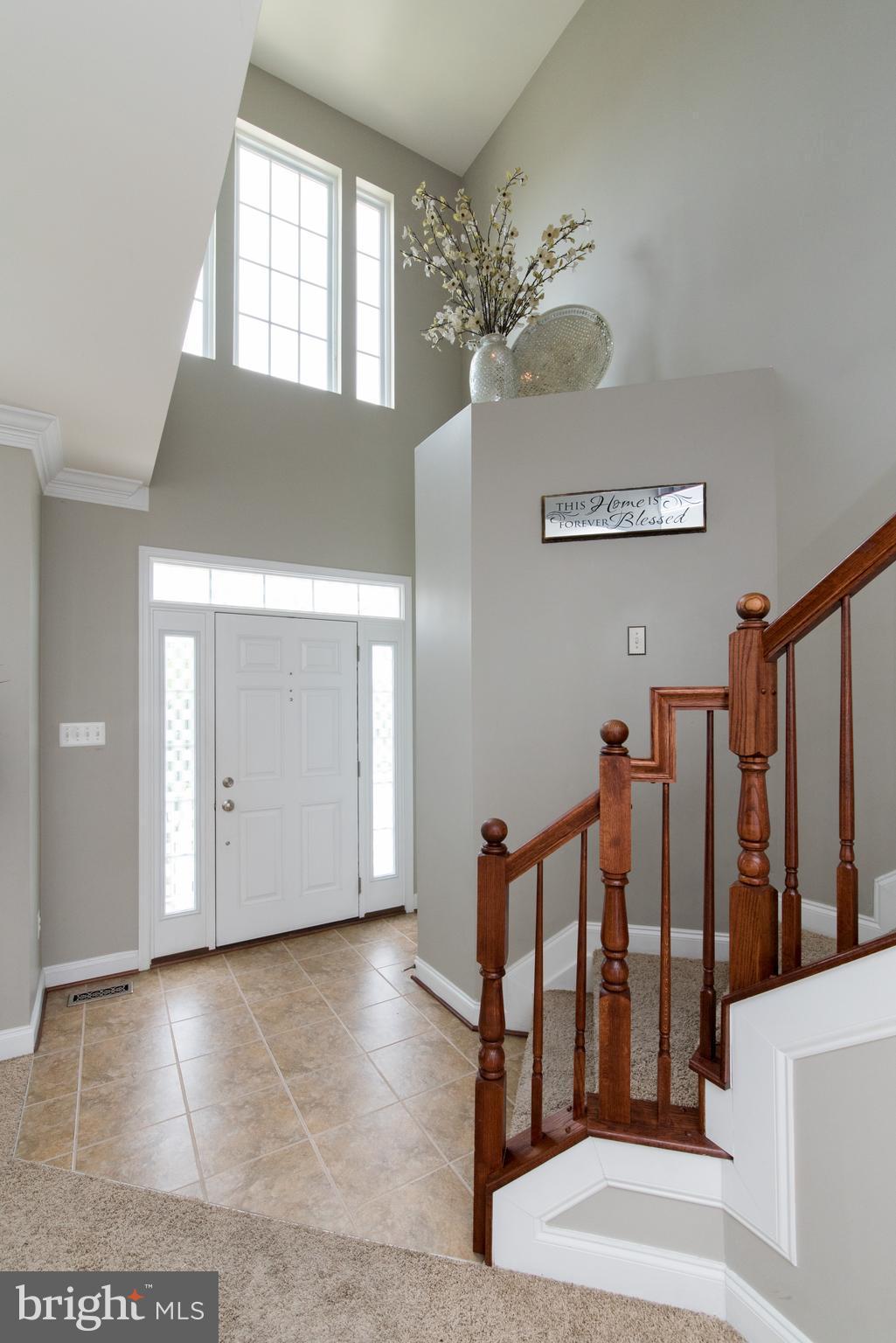 6317 Seton Ridge Drive Baltimore, MD 21207 - Photo 2 of 30 Foyer