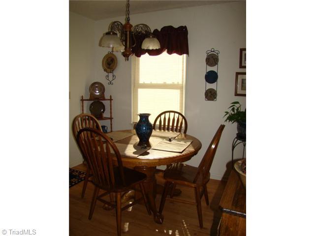 3322 Gallimore Dairy Road Denton, NC 27239 - Photo 7 of 16 Breakfast.