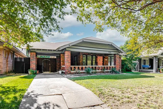 $865,000 | 723 Skillman Street, Dallas, TX 75214