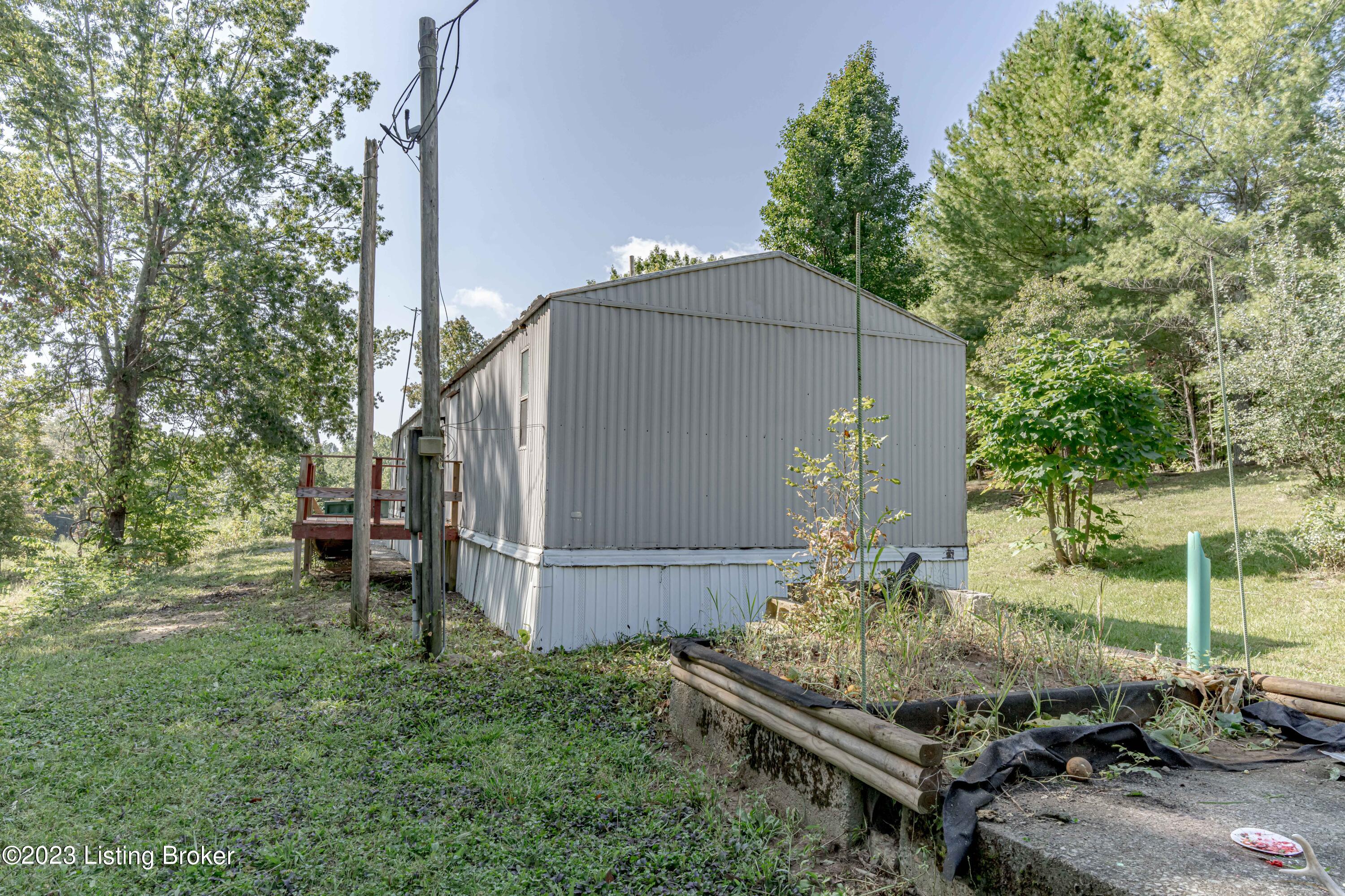 599 Bentley Road Mount Eden, KY 40046 - Photo 35 of 44 DSC04155