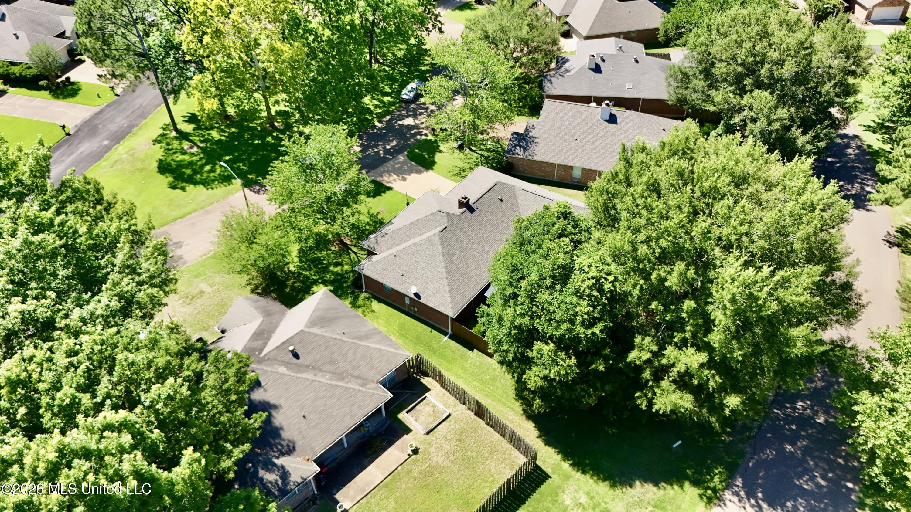 8 Parkview Road Clinton, MS 39056 - Photo 48 of 49 dji_fly_20260609_154828_0125_17810371622