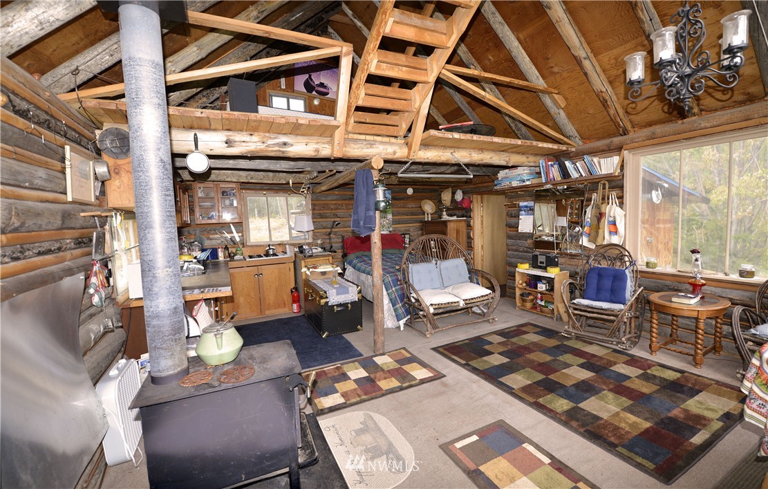 8 Eklund Road Winthrop, WA 98862 - Photo 5 of 21 Gallery Image 5