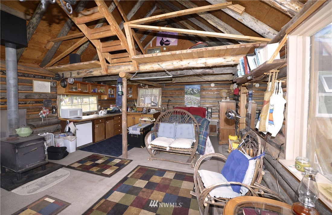 8 Eklund Road Winthrop, WA 98862 - Photo 6 of 21 Gallery Image 6