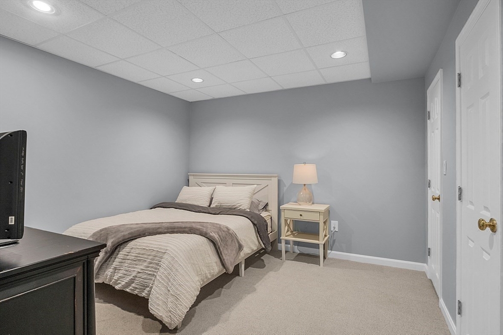 60 Sunset Rock Road North Andover, MA 01845 - Photo 34 of 42 Gallery Image 34